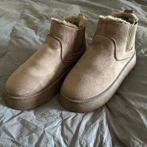 Women’s Ugg Type Booties